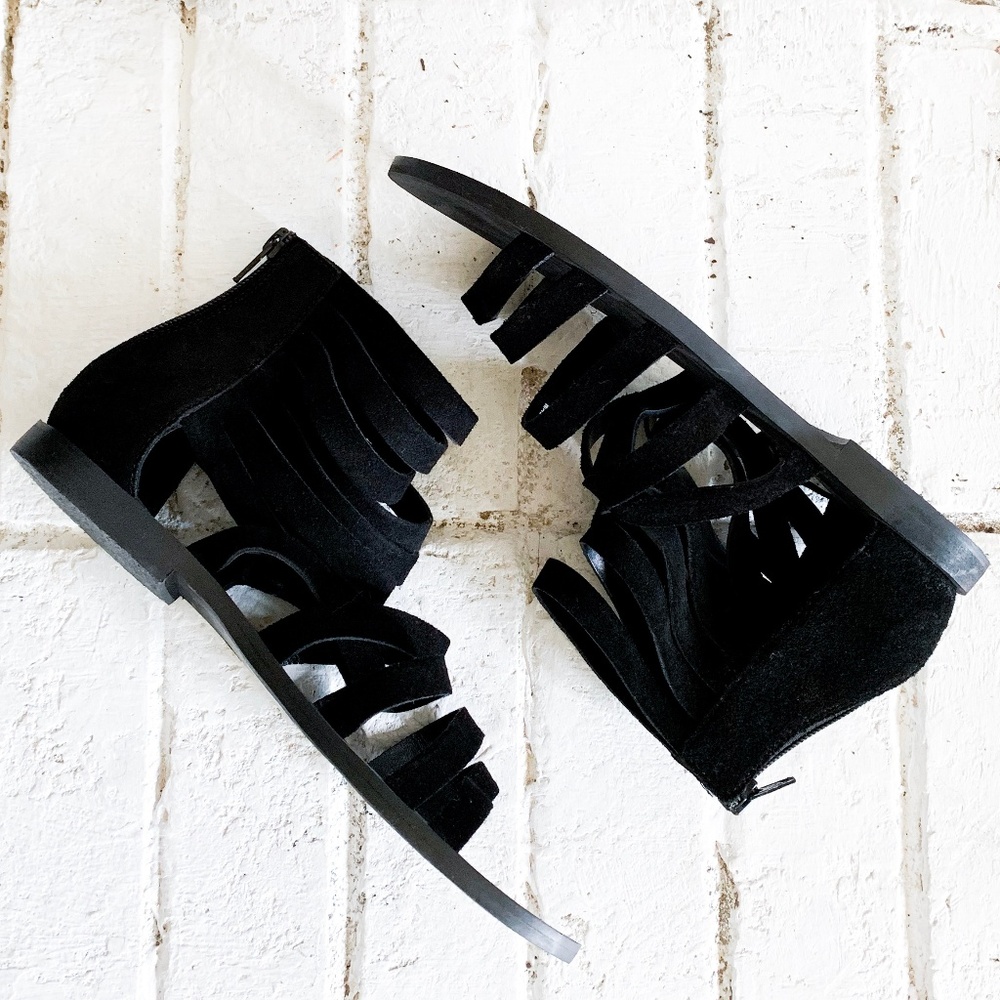 Urban Outfitters Raw Edge Gladiator Sandal - 7